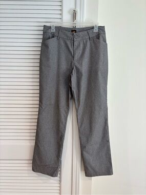 Lee Straight Leg Pants in Heather Gray - US 8 Short